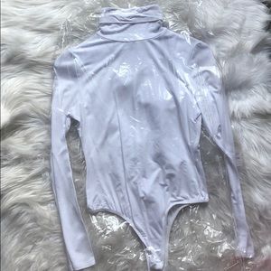 White long sleeve body suit FREE RING